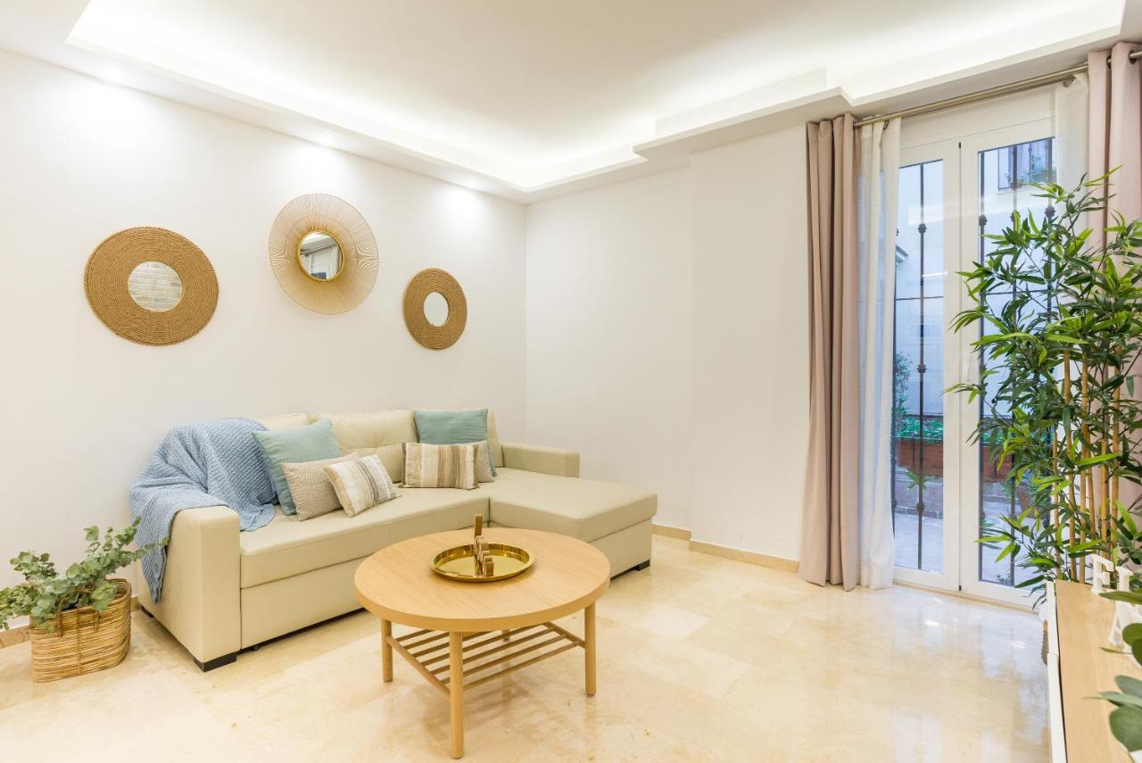 Agua II & Seasonal Pool By Ele Apartments مالقة المظهر الخارجي الصورة